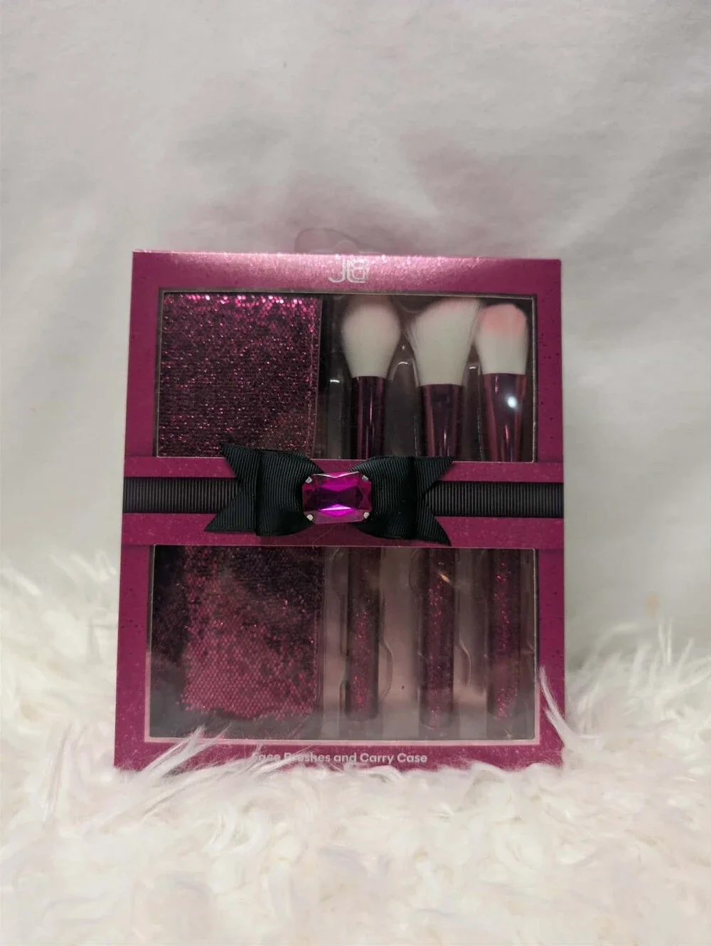Nwt Pink Makeup Brush Set with Carry Case - Women Makeup
